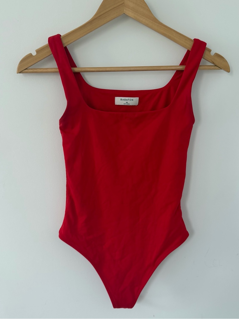 Aritzia Babaton Contour Bodysuit - Picture 1 of 3